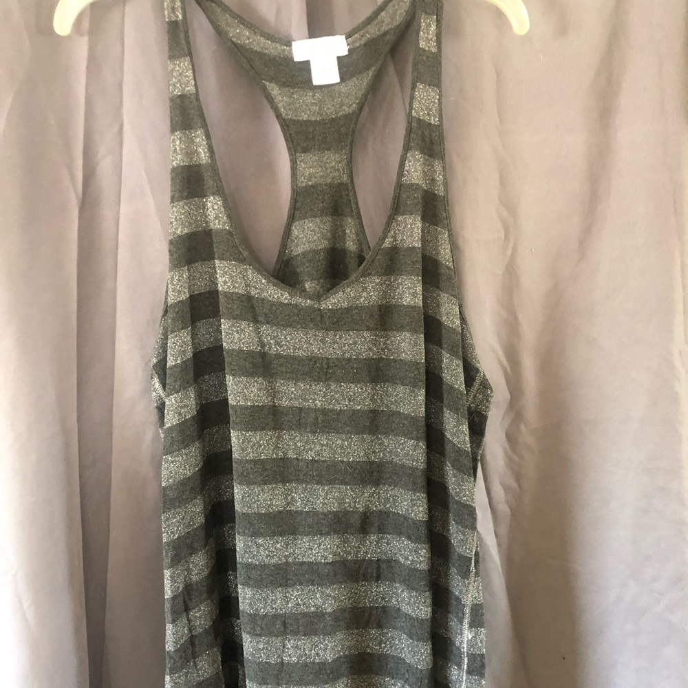 Razorback top